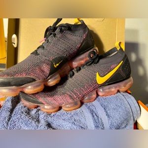 2018 Air VaporMax Flyknit 2 'Pink Blast'